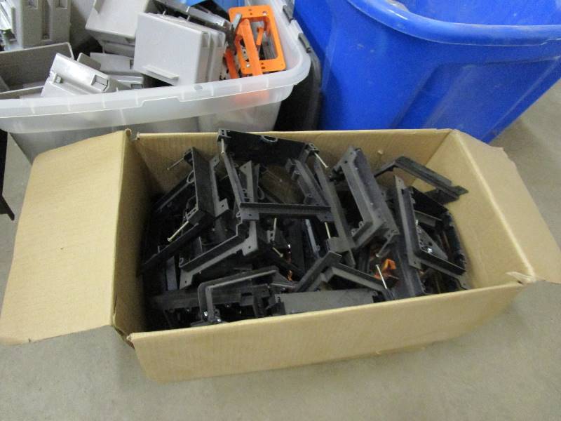 lot 77 image: Plastic Elec Boxes
