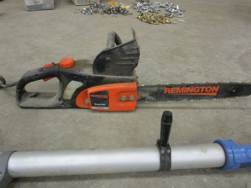 lot 67 image: Elec Chainsaw, Line Striper, Extended Air Caulk Gun