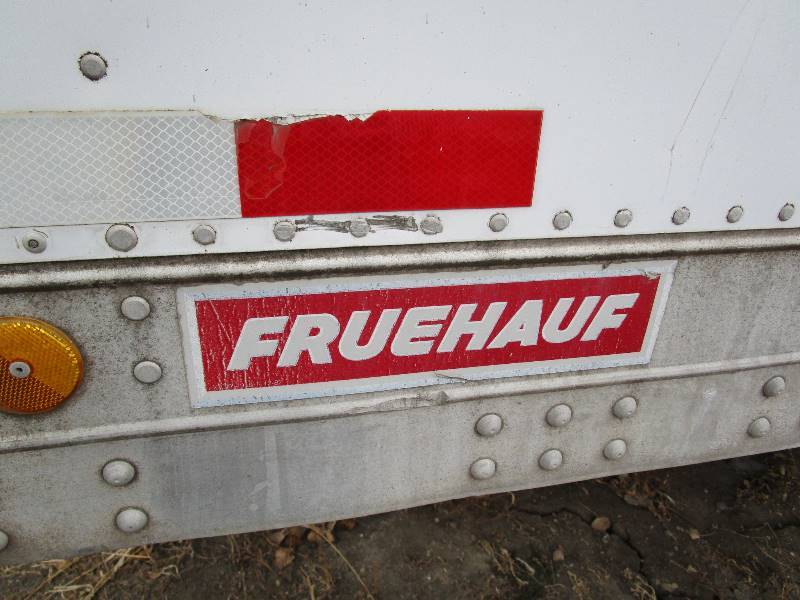 lot 5 image: Fruehauf 48 Storage Trailer