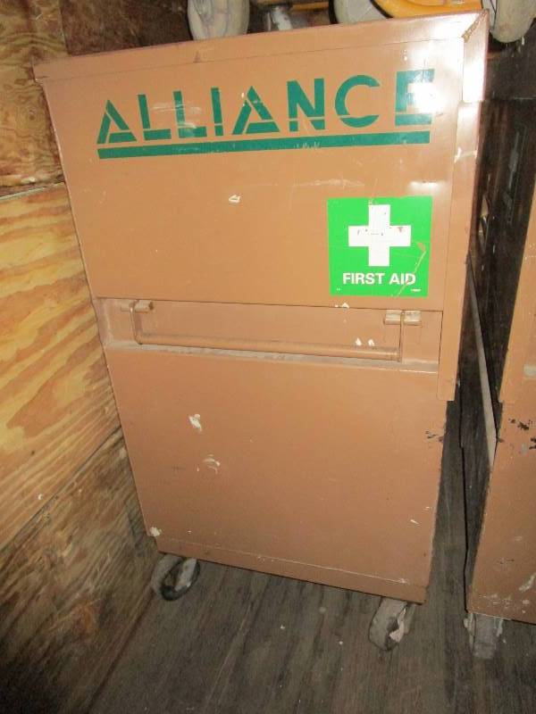 lot 14 image: Knack Job Box