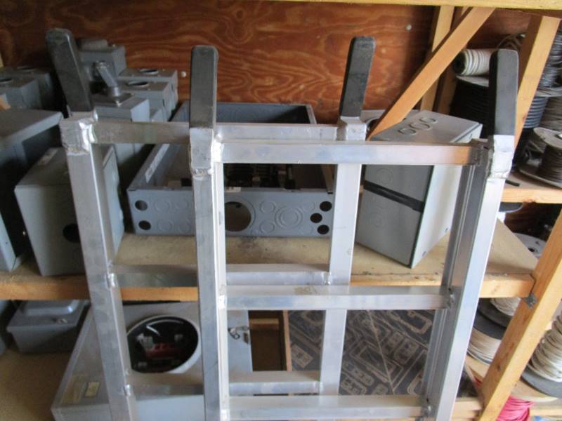 lot 60-B image: Alum Ramps