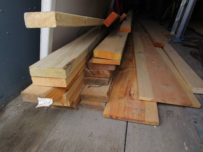 lot 70-B image: Large Electrical Box, Misc. Lumber, Jobsite Signs