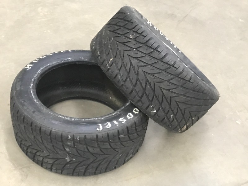 lot 9 image: (2) Hoosier 2106.5013 Tires, Good...