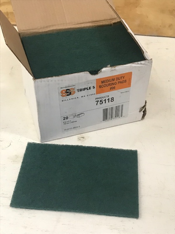 lot 33 image: New Case Of Triple-S Medium Duty Sc...