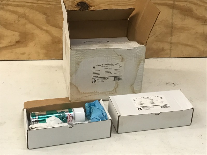lot 60 image: New Case Of DVour Extra Duty Clean...