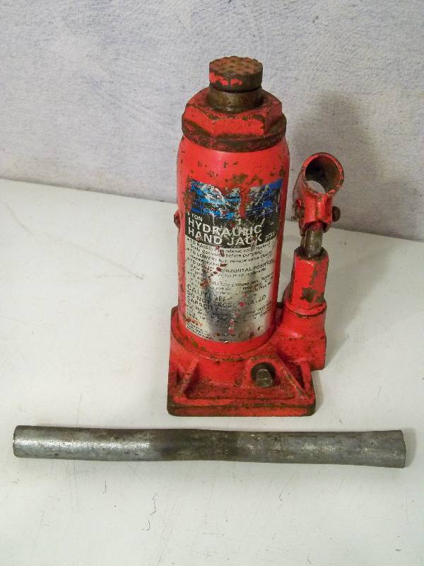 Bottle Jack