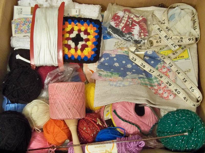 Yarn & Knitting Supplies