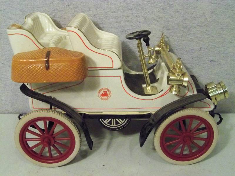 Cadillac Decanter