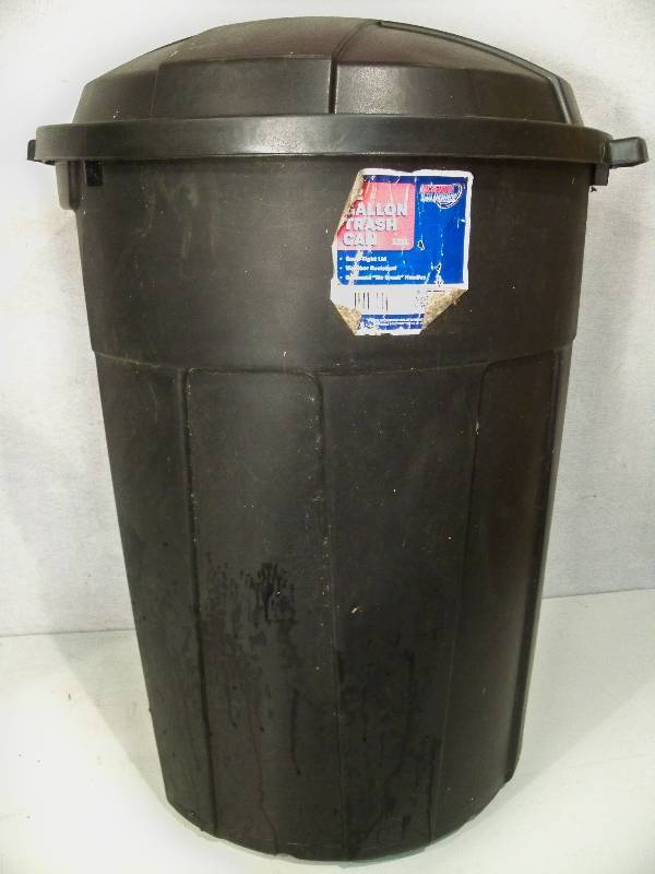 Plastic Trash Cans