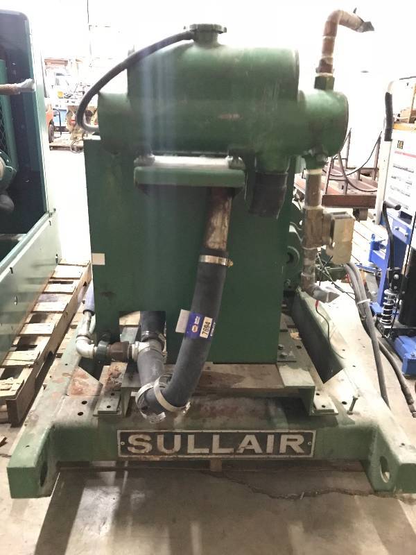 GAS POWERED GENERATOR