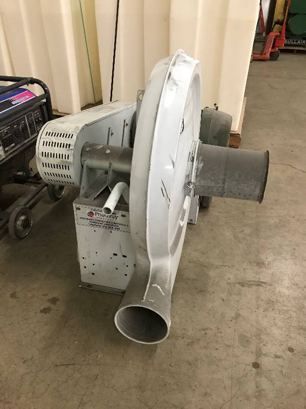 PORTABLE BLOWER