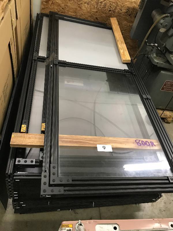 MODULAR PARTITIONS AND DOORS