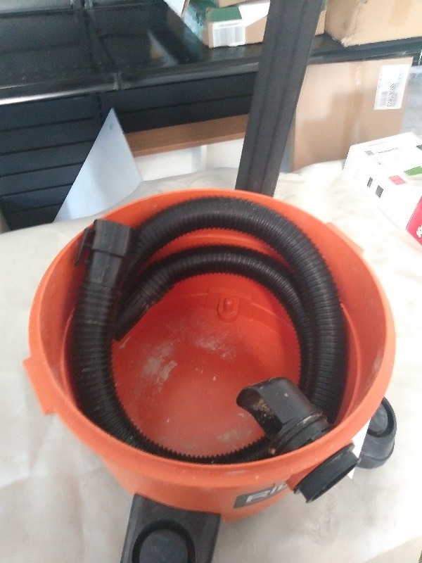 6 Gallon Ridgid Shop Vac