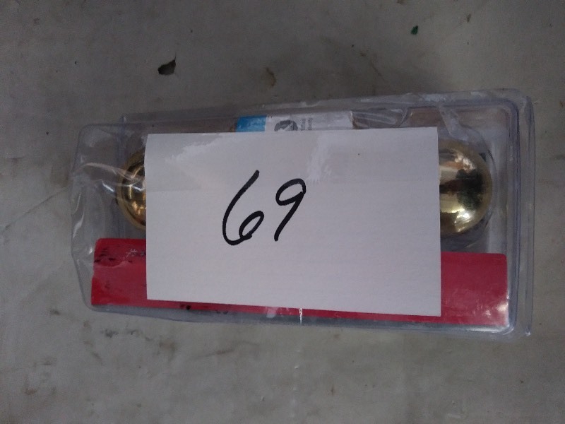 Kwikset Polo Style Bed Bath Door Knob