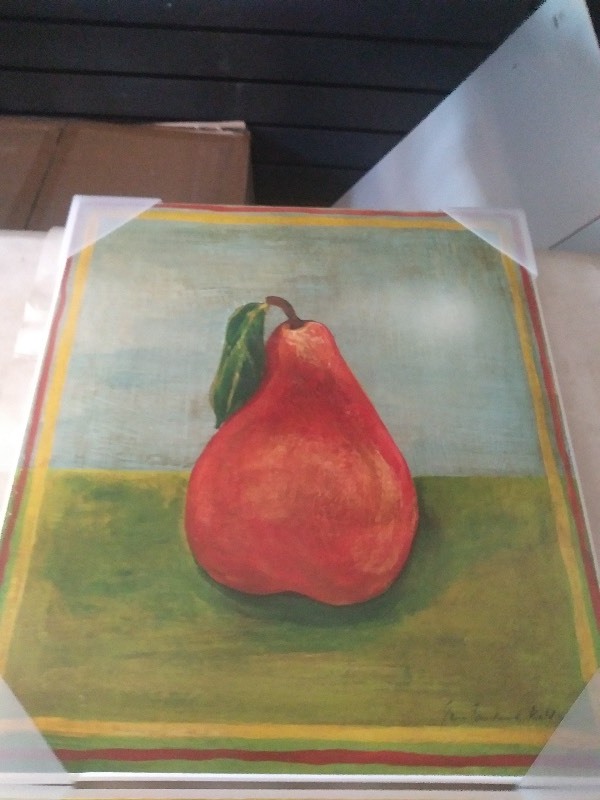 2x Pear and Apple Pictures