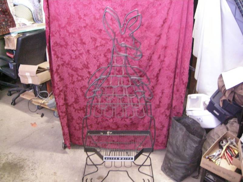 lot 14 image: Alice White Metal Kangaroo Wine ShelfRack