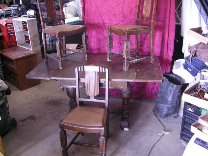 lot 10 image: Antique Oak Table and Chairs