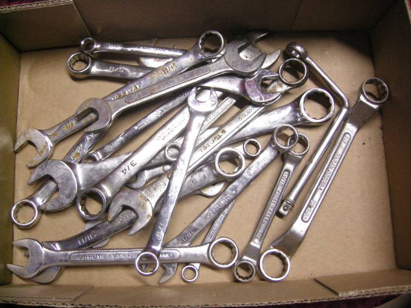 lot 26 image: Variety of Wrenches