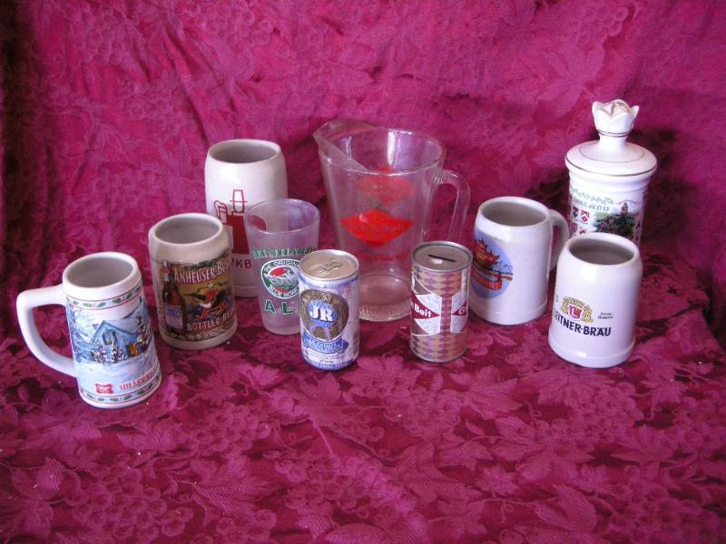 lot 50 image: Beer Collectibles