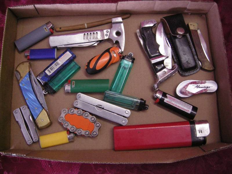 lot 66 image: Lighter and Knife Collection