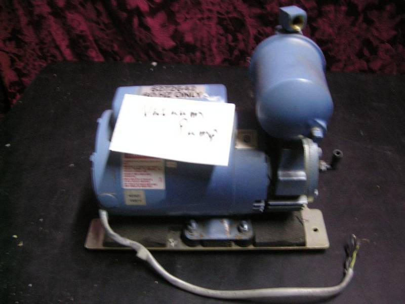 lot 106 image: Pneumotive PressureVacuum Pump