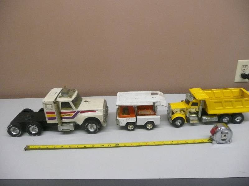lot 34 image: VINTAGE ERTL, NYLINT & BUDDY L COLLECTION - SEE PICTURES