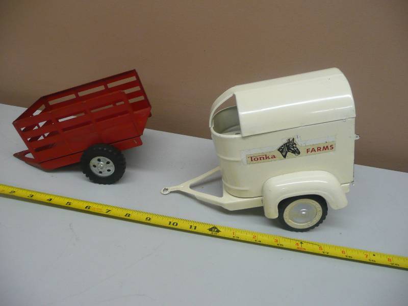 lot 42 image: 2 VINTAGE TONKA TRAILERS - NICE CONDITION - SEE PICTURES
