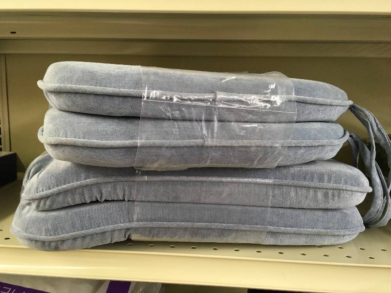 BRENTWOOD CHAIRPAD 2PK, MSRP $9.99