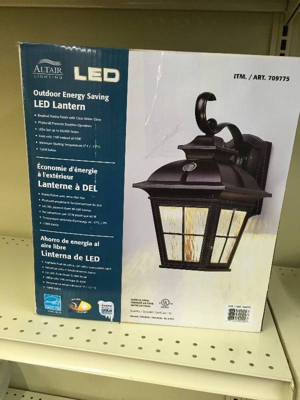 ALTAIR COACH LIGHT F17, MSRP $34.99