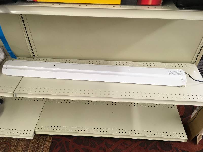 FEIT LED LINKABLE SHOP LIGHT, MSRP $29.99