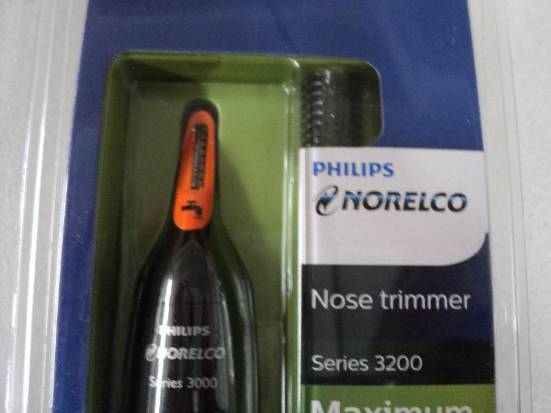 phillips norelco nose trimmer, reta...