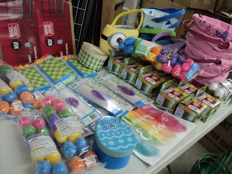 Easter dcor ...