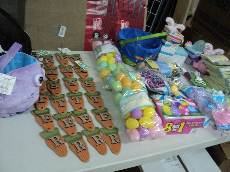 Easter dcor, see all pictures...