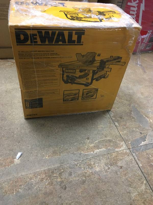 DeWalt 15 Amp 10 in. Compact Job Site Table Saw not used