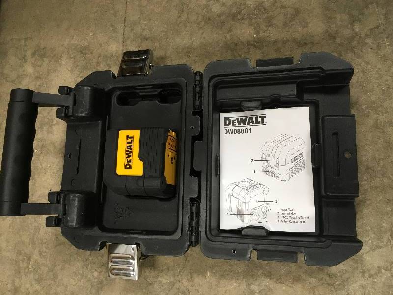 DeWalt 50 Ft. Cross Line Lazer Level open box in like new condition