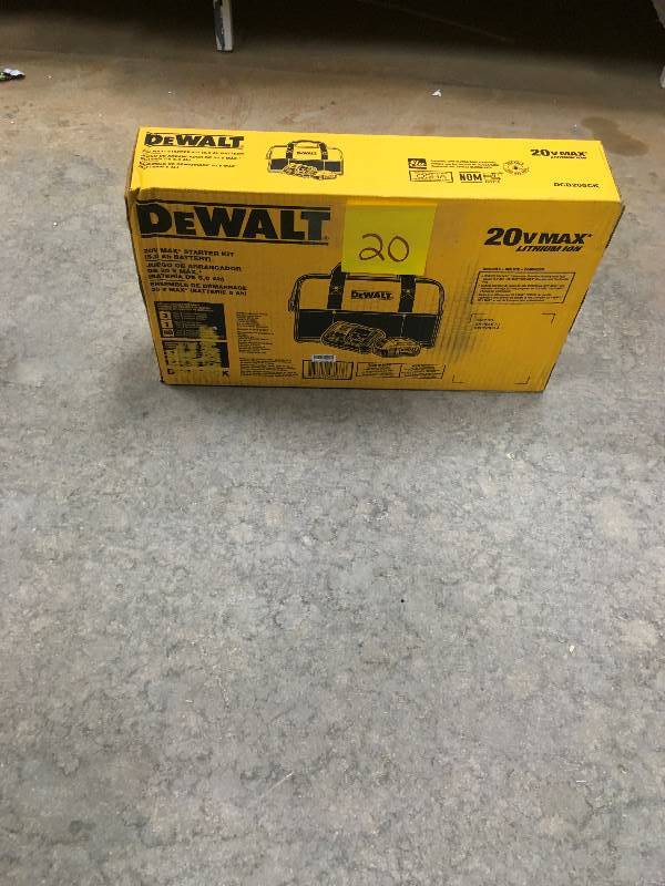 DeWalt 20-Volt MAX XR Lithium-Ion Starter Kit with Premium Battery Pack 5.0Ah, Charger and Kit Bag not used
