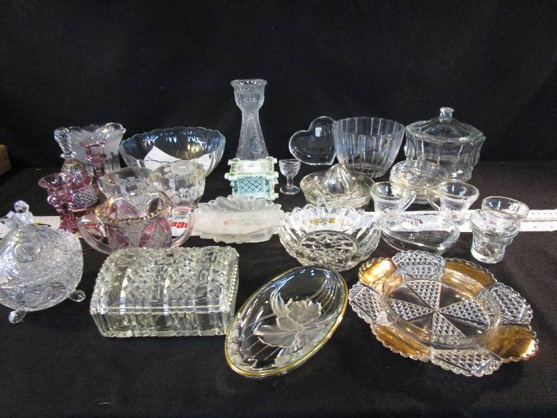 lot 12 image: Glassware, Baskets, Pink Depression