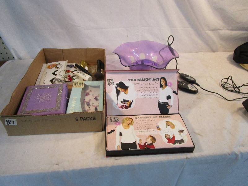 lot 72 image: Assorted Jewelry and Mister Fountain
