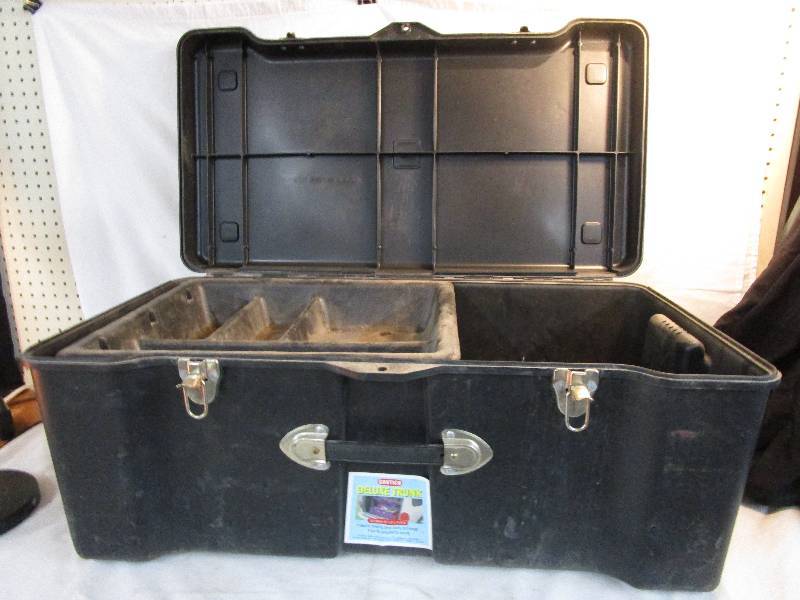 lot 85 image: Deluxe Trunk for Tools in back of Pickiup ot Trunk