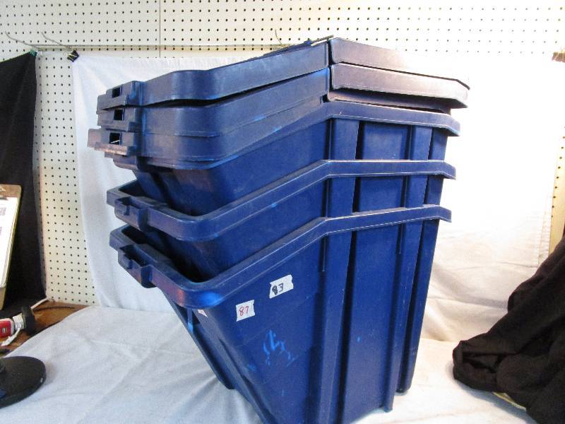 lot 87 image: Sorting Bins