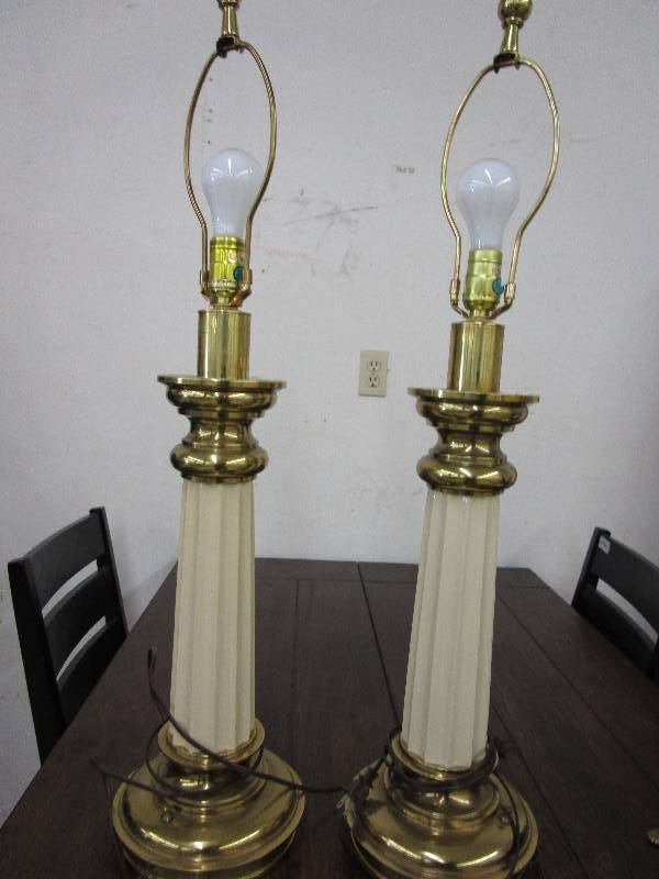 lot 92 image: 3 Lamps