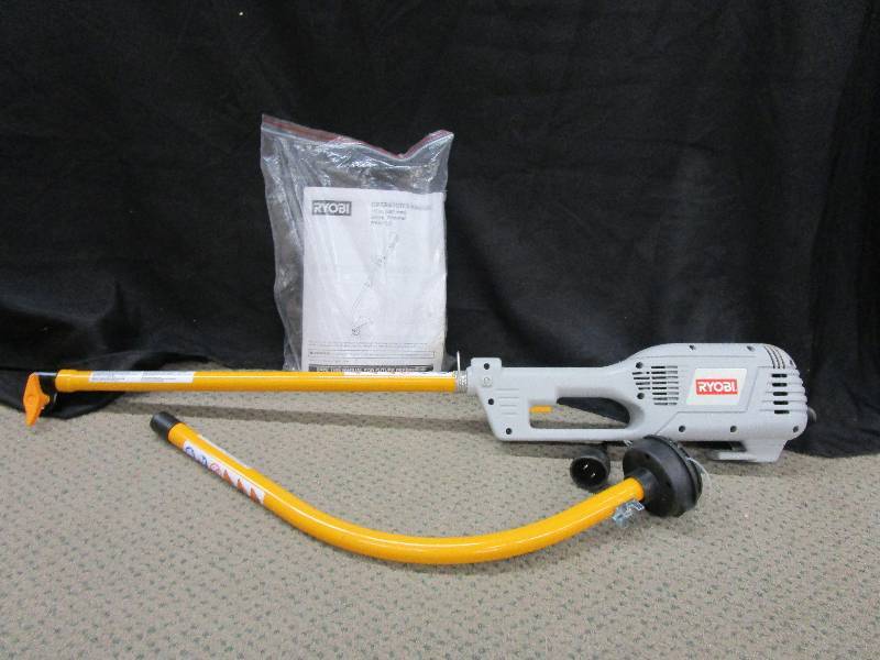 lot 140 image: Electric Ryobi String Trimmer