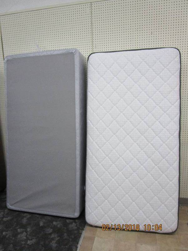 lot 148 image: Twin Box Spring