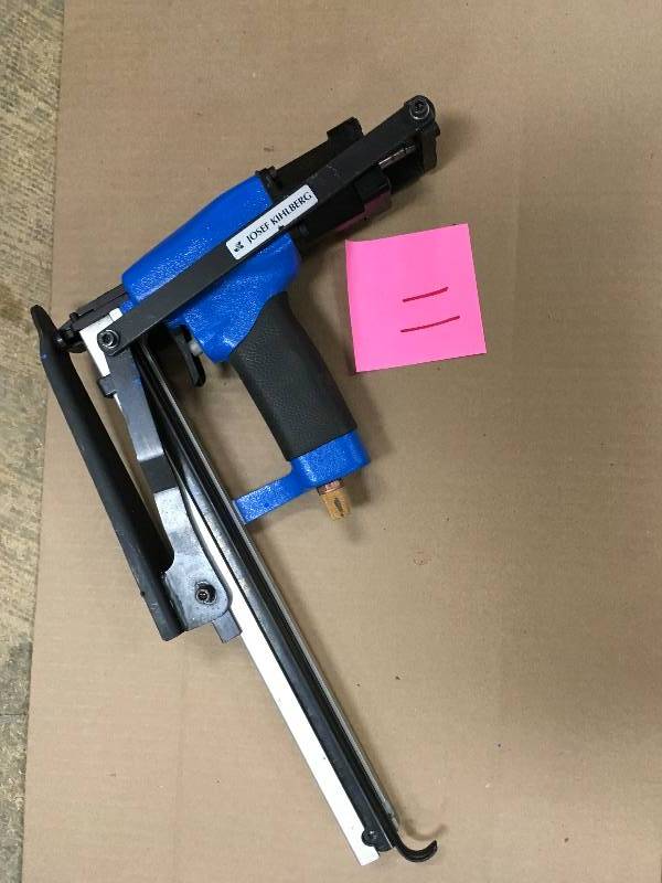 lot 11 image: Josef Kihlberg Packaging Plier Stapler Tested in working condition