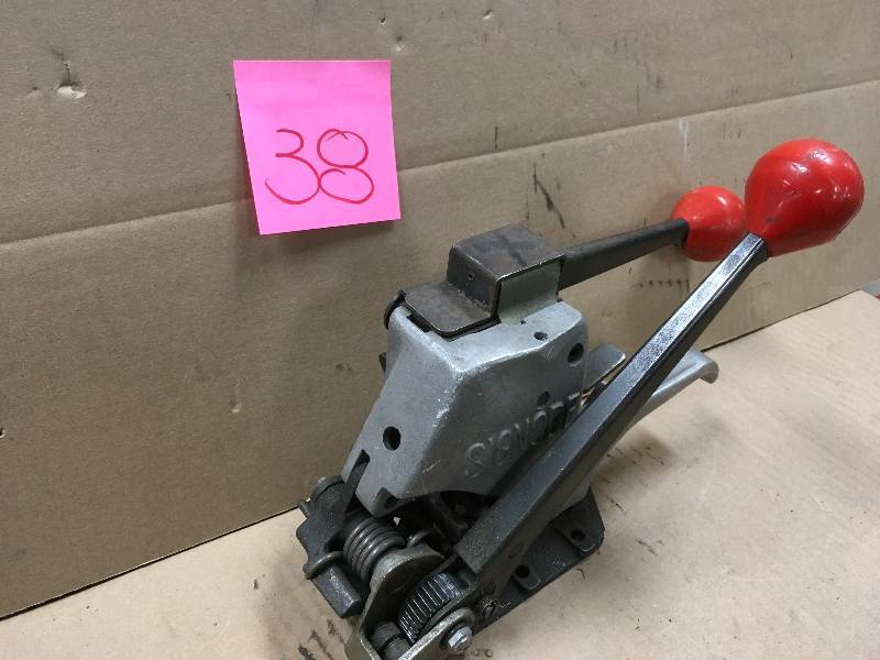 lot 38 image: Signode SCMH -58 Sealless Combination Strapping Tool Tested in working condition