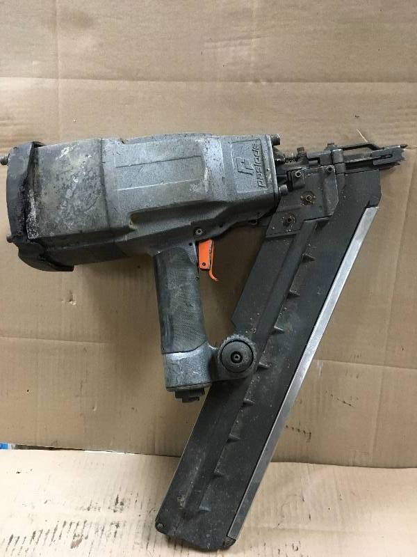 lot 48 image: Paslode 532580 Framing Nailer Tested in working condition