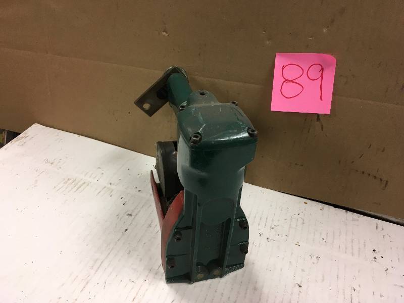 lot 89 image: CCC ra1000-ab Pneumatic Box Carton Closer Clincher Roll Stapler Tested in working condition