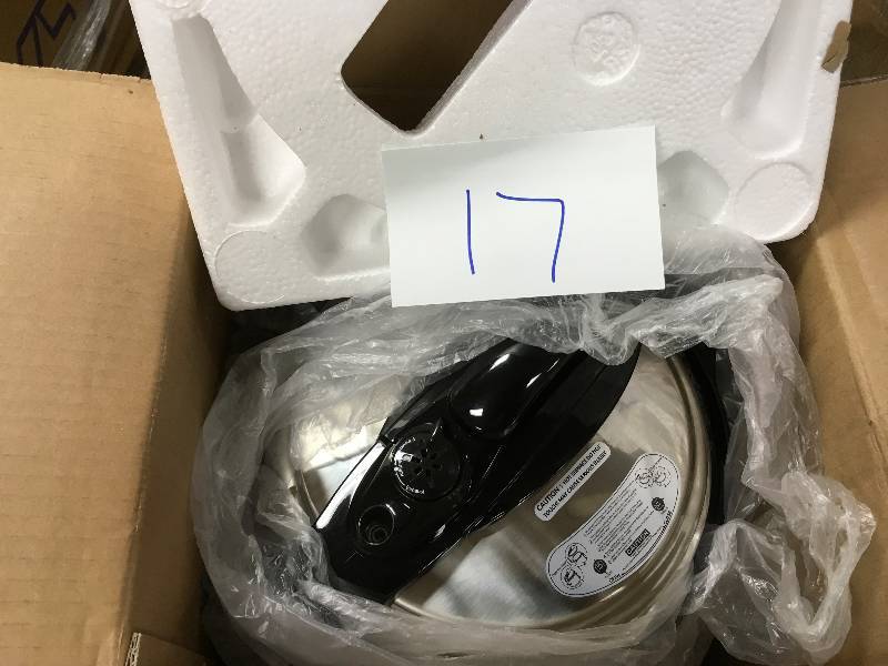 Castlecreek 6 Quart High Pressure Cooker  open box