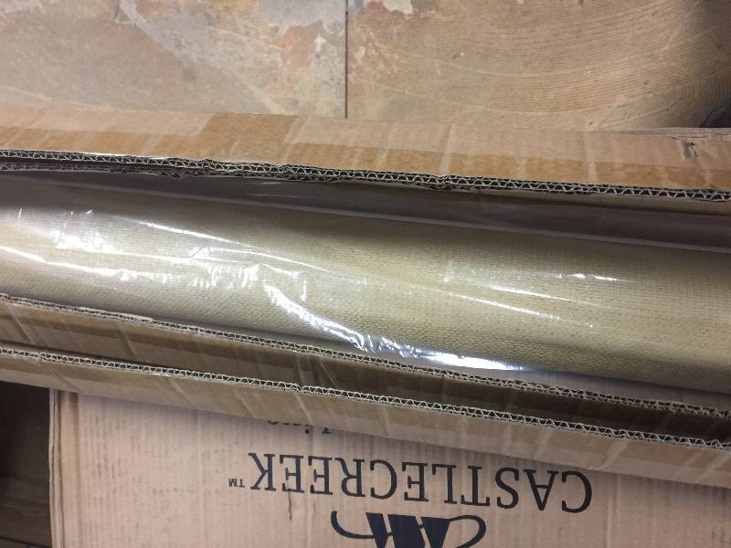Castlecreek Sunscreen Roll Up Window Shade 4 x 6  open box