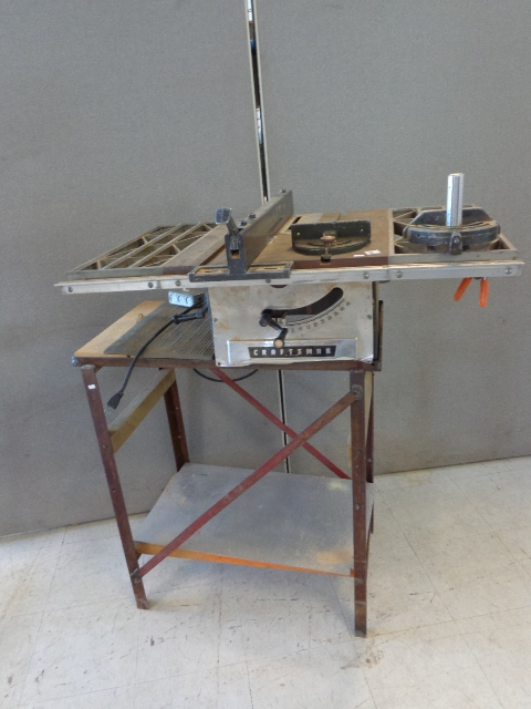 lot 3 image: Craftsman Table Saw